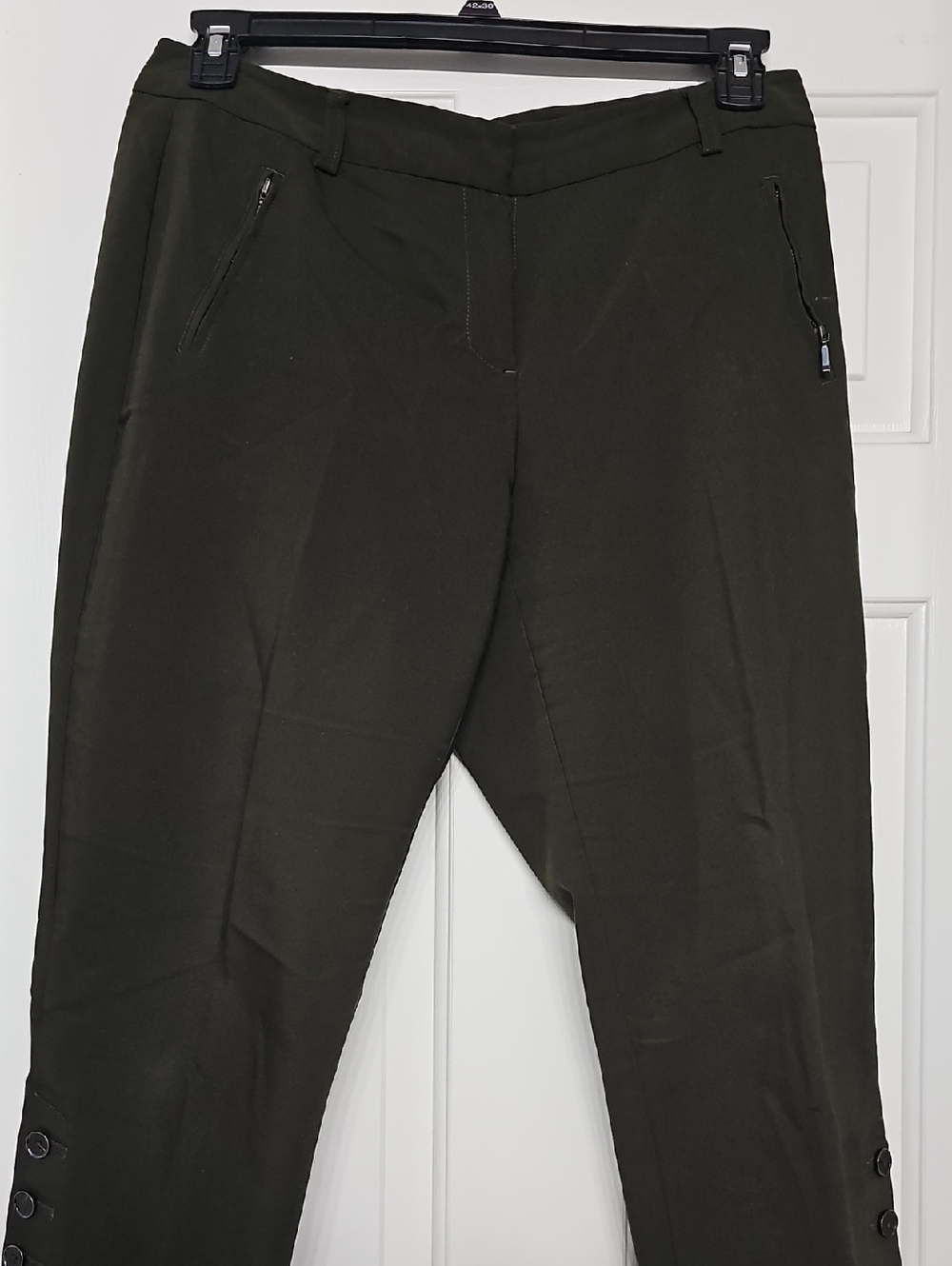 Style & Co. Olive Green Capri Pants with Button Hem